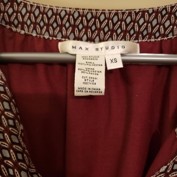 Max Studio Burgundy Pattern Long Bell Sleeve Dress - Picture 3 of 4